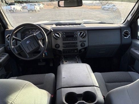 Used 2012 Ford F250 XLT w/ XLT Premium Pkg image 16