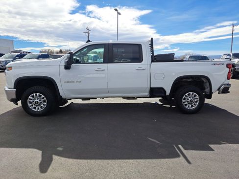 Used 2021 Chevrolet Silverado 2500 LT image 9