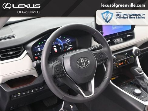 Used 2023 Toyota RAV4 Limited image 26