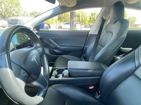 Used 2018 Tesla Model 3 AWD/4WD image 10