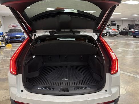 Used 2021 Cadillac XT4 Premium Luxury FWD image 37