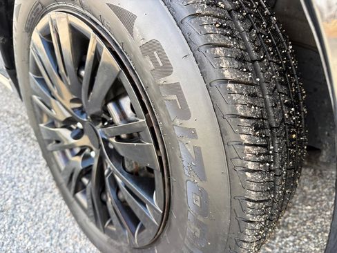 Used 2012 Toyota Camry LE image 13