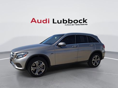 Used 2019 Mercedes-Benz GLC 350e 4MATIC image 5