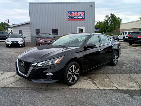Used 2020 Nissan Altima 2.5 SL FWD image 1