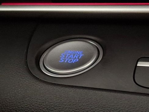 Used 2024 Hyundai Elantra SEL w/ Convenience Package FWD image 25