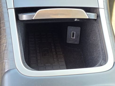 Used 2019 Lincoln Nautilus Reserve image 22