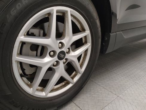 Used 2023 Ford Edge SEL image 31