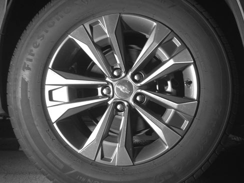 Used 2025 Chevrolet Equinox LT FWD image 15
