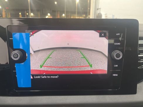 New 2026 Volkswagen Jetta SE image 24