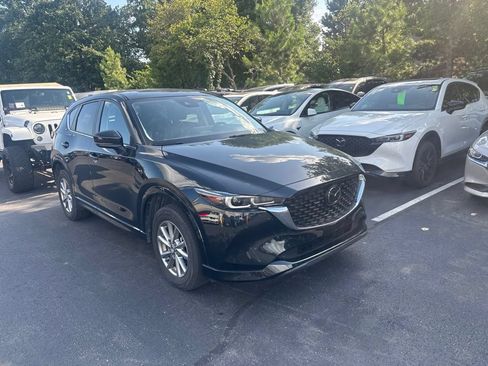 Certified 2025 MAZDA CX-5 AWD 2.5 S w/ Preferred Package image 3