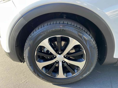 Used 2017 Kia Sorento EX w/ EX Advanced Touring Package image 72