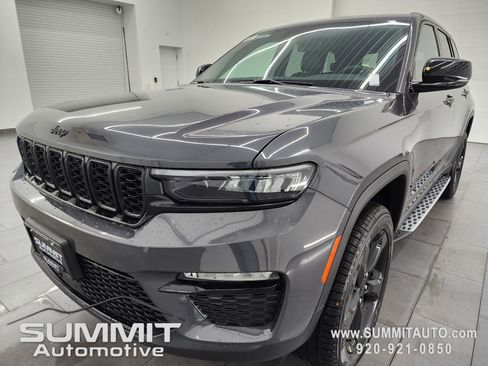 New 2025 Jeep Grand Cherokee Limited w/ Black Appearance Package image 6