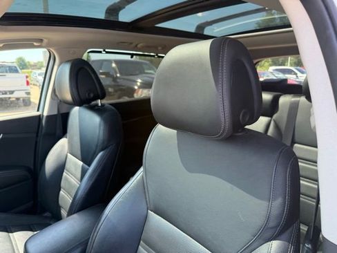 Used 2016 Kia Sorento SX FWD image 10