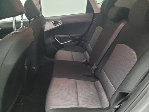 Used 2024 Kia Soul LX w/ Option Group 015 image 18