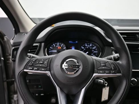 Used 2022 Nissan Rogue Sport S FWD image 15