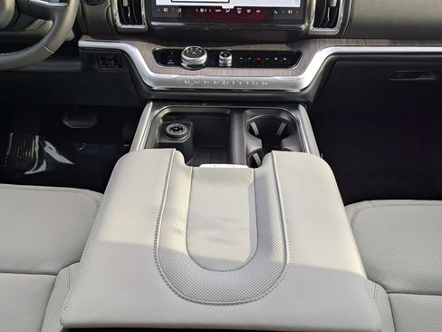 New 2026 Ford Expedition Max Platinum AWD/4WD image 25