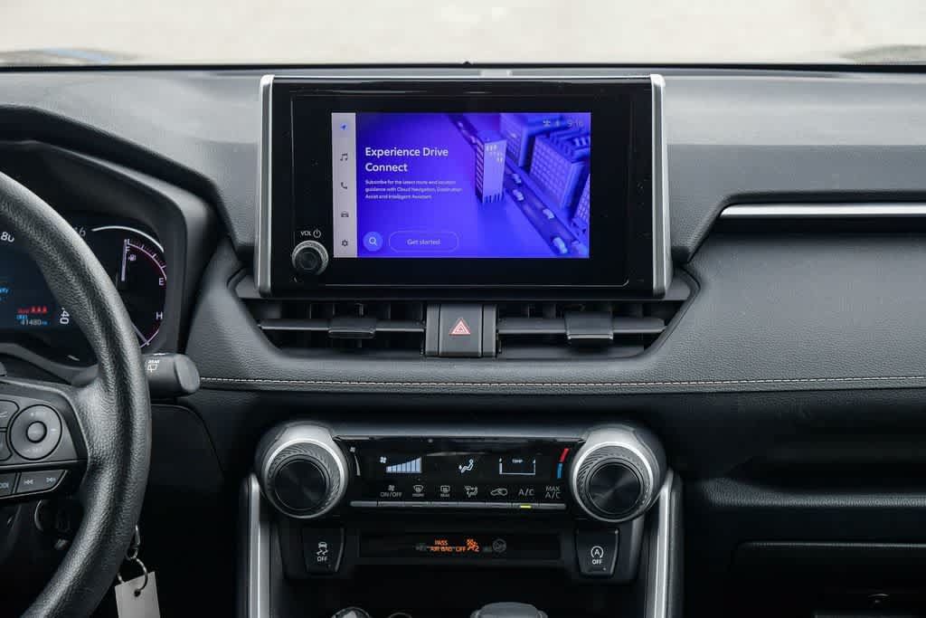 Used 2025 Toyota RAV4 LE FWD image 13