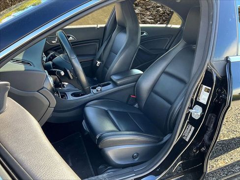 Used 2018 Mercedes-Benz CLA 250 image 22