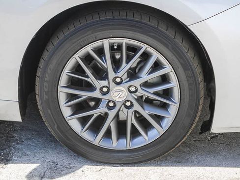 Used 2018 Lexus ES 350 w/ Navigation System Package FWD image 9
