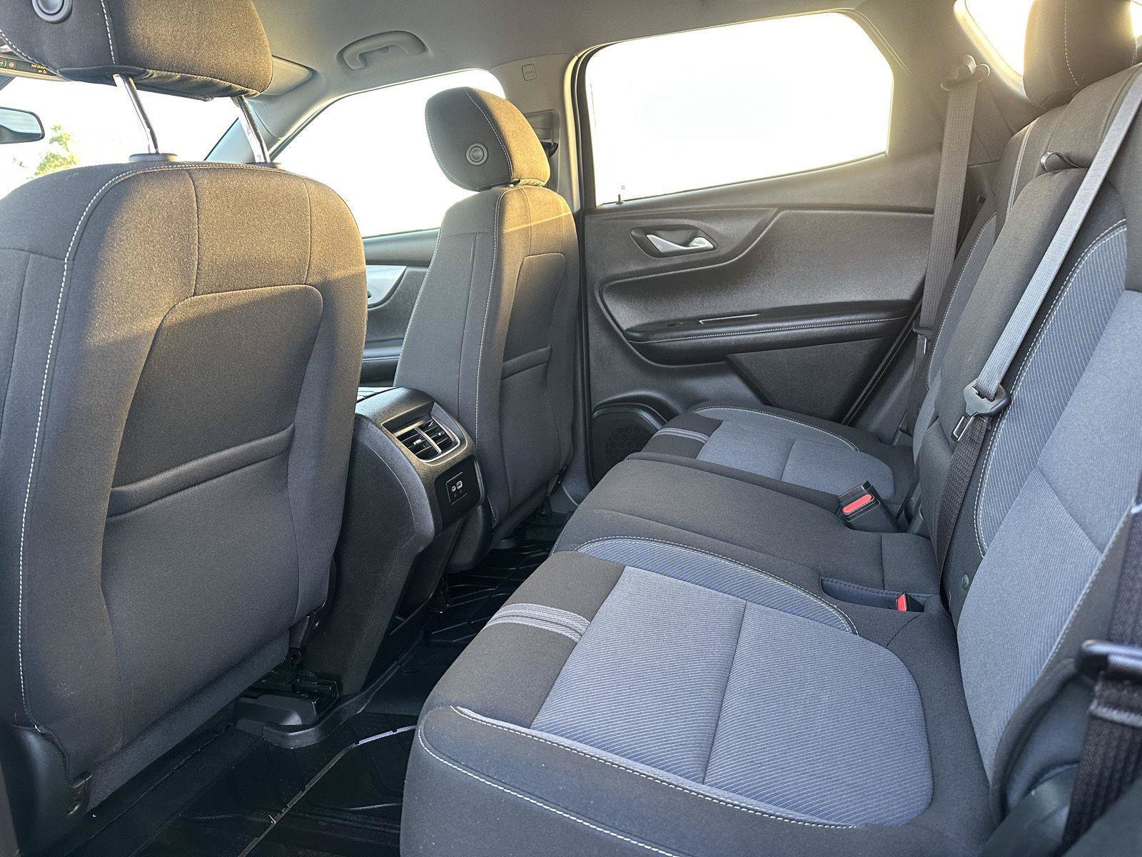 Used 2024 Chevrolet Blazer LT AWD/4WD image 17