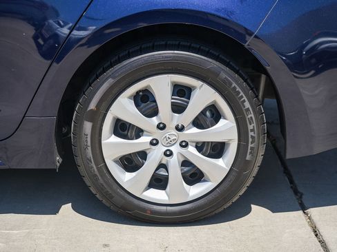 Certified 2023 Toyota Corolla LE FWD image 10