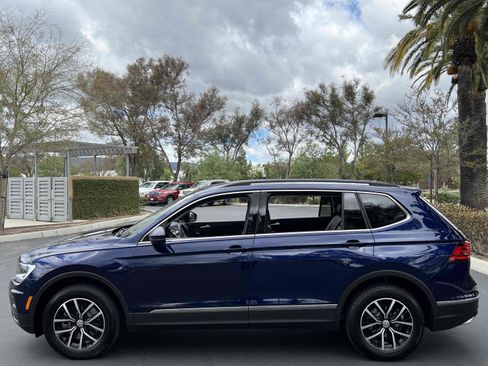 Used 2021 Volkswagen Tiguan SE FWD image 27