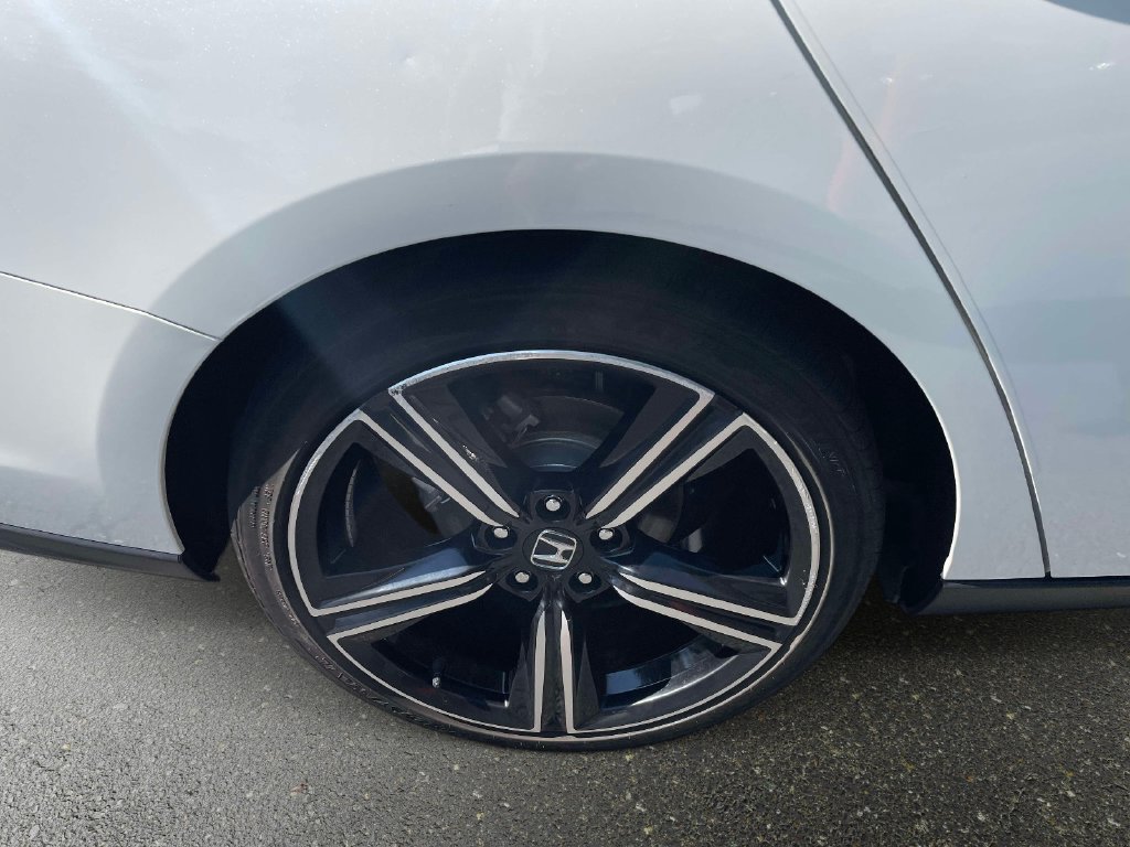 Used 2024 Honda Accord Sport image 7