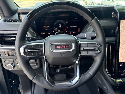 New 2026 GMC Yukon XL Elevation w/ Elevation Premium Package AWD/4WD image 15