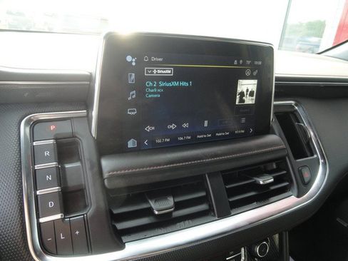 Used 2022 Chevrolet Suburban RST w/ Sport Performance Package AWD/4WD image 20