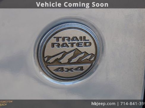 Used 2023 Jeep Wrangler Sport image 9