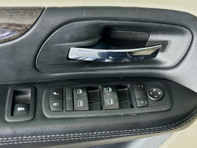Used 2017 Dodge Grand Caravan SE w/ Power Window Group FWD image 20