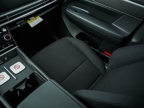 New 2026 Hyundai Santa Fe SE image 26