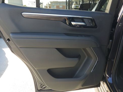 New 2026 Chevrolet Tahoe LS image 16