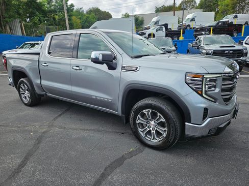 Used 2026 GMC Sierra 1500 SLT AWD/4WD image 1