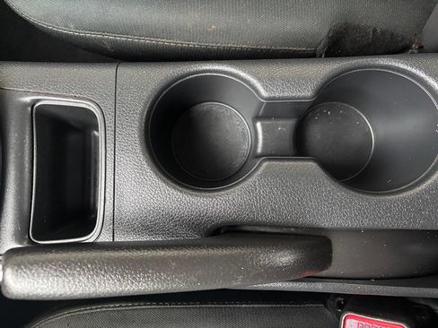 Used 2019 Nissan Sentra S image 29