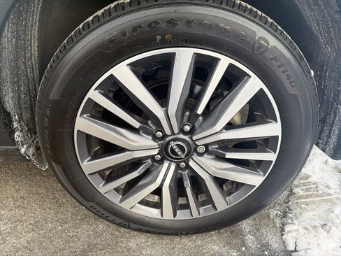 Used 2024 Nissan Kicks SV image 10