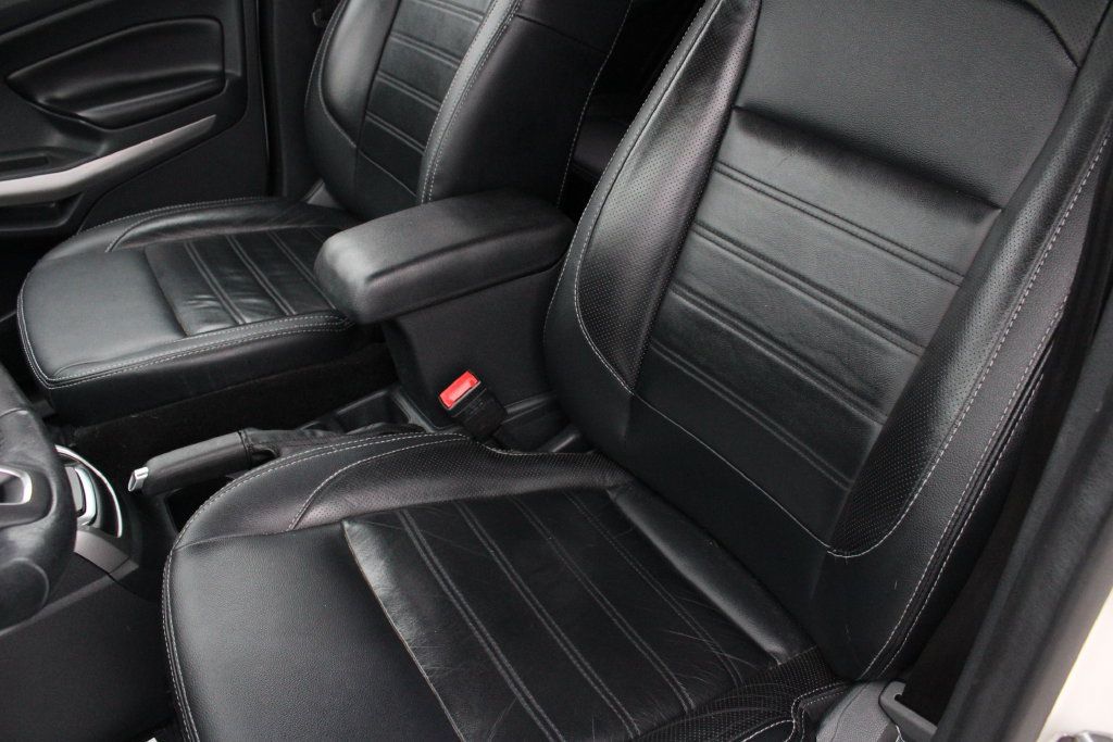 Used 2018 Ford EcoSport Titanium FWD image 6