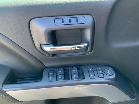 Used 2015 Chevrolet Silverado 2500 LTZ w/ LTZ Plus Package image 26