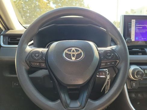 Used 2025 Toyota RAV4 LE image 14