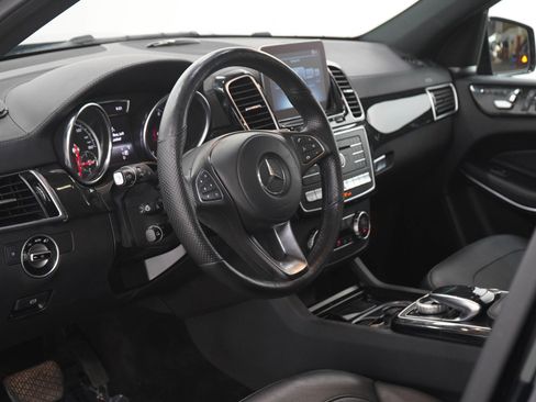 Used 2019 Mercedes-Benz GLS 550 4MATIC image 24