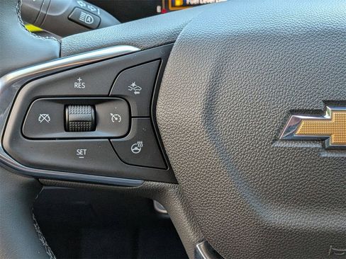 New 2026 Chevrolet Trax LT w/ Driver Confidence Package image 11