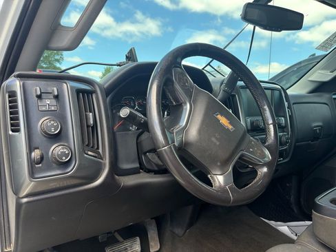 Used 2015 Chevrolet Silverado 2500 LT AWD/4WD image 8
