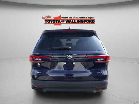 New 2026 Toyota Grand Highlander AWD image 3