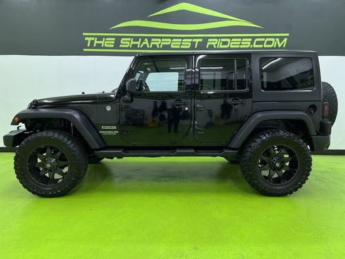 Used 2015 Jeep Wrangler Unlimited Sport w/ Quick Order Package 24S AWD/4WD image 6