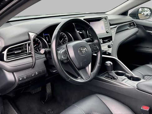 Used 2023 Toyota Camry SE FWD image 17