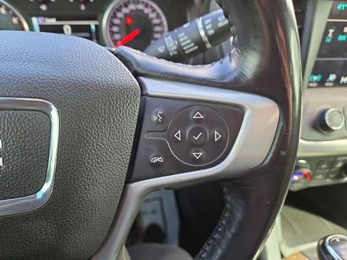 Used 2018 GMC Acadia SLE AWD/4WD image 19