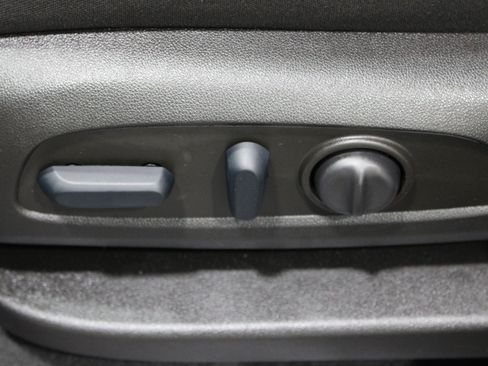 Used 2022 Chevrolet Equinox LT FWD image 5