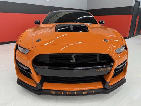 Used 2021 Ford Mustang Shelby GT500 w/ Technology Package image 3