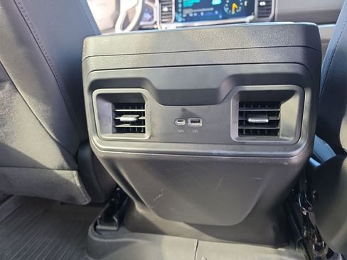 Used 2024 Chevrolet Silverado 1500 LT Trail Boss w/ Convenience Package II image 31