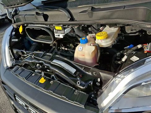 Used 2025 RAM ProMaster 2500 w/ Convenience Group image 27